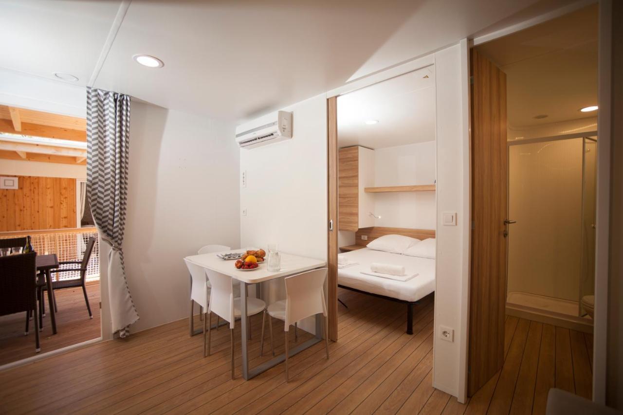 Mediteran Travel Mobile Homes In Camping Terme Catez Brežice Exterior foto